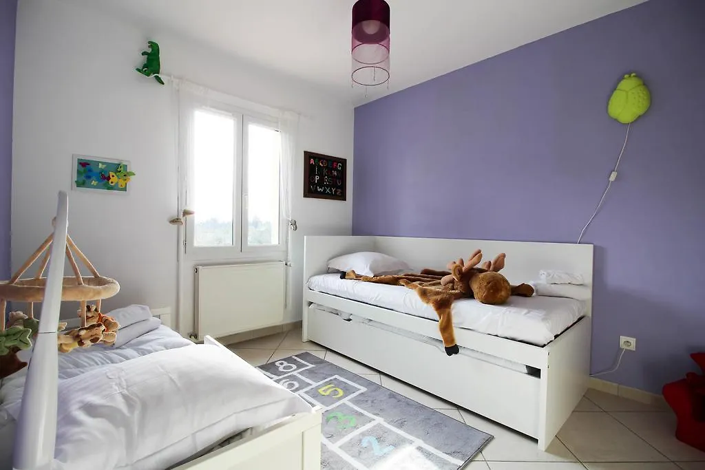 Spacious Villa With Swimming Pool - Chemin De La Souque Aix-en-Provence