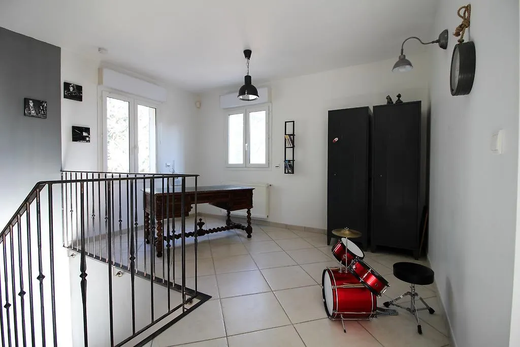 Spacious Villa With Swimming Pool - Chemin De La Souque Aix-en-Provence Frankrike