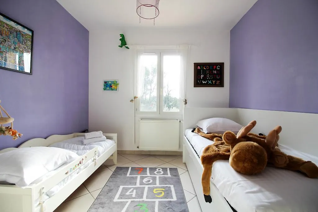 Spacious Villa With Swimming Pool - Chemin De La Souque Aix-en-Provence 0*,